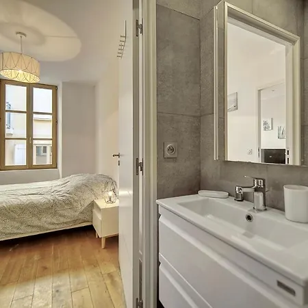 Dahlia - 200m Plage - 4min Palais - Verrière Côte D’azur Apartment